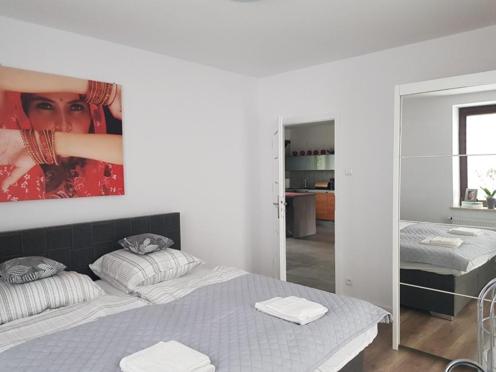 גורז'וב ווילקופולסקי Apartament Na Warszawskiej מראה חיצוני תמונה