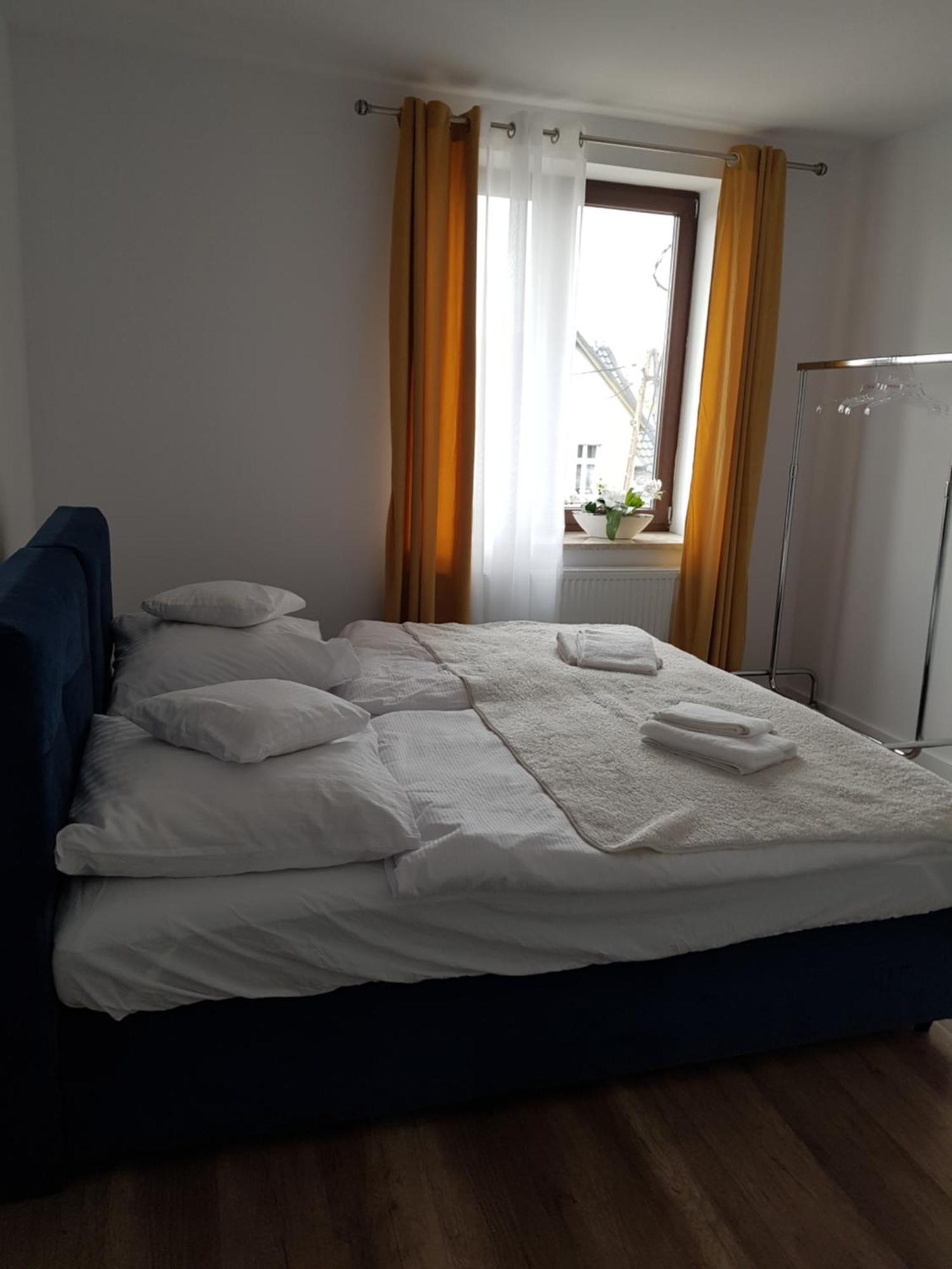 דירות גורז'וב ווילקופולסקי Apartament Na Warszawskiej מראה חיצוני תמונה